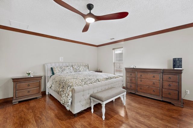8315 Mesa Top Road NW, Albuquerque, NM 87120