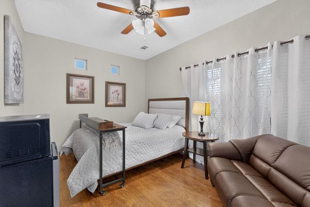 8315 Mesa Top Road NW, Albuquerque, NM 87120