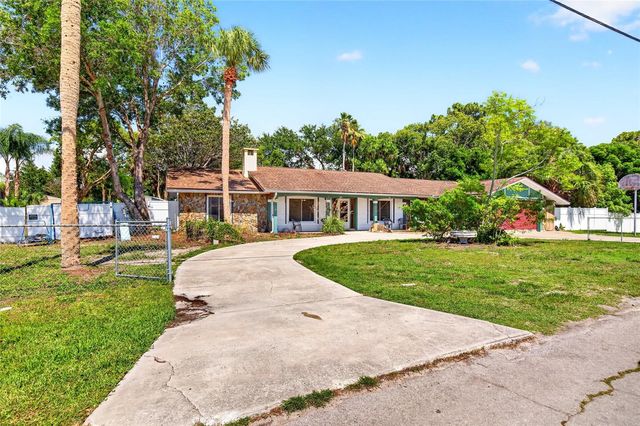 16206 SEA PINES DRIVE, Hudson, FL 34667