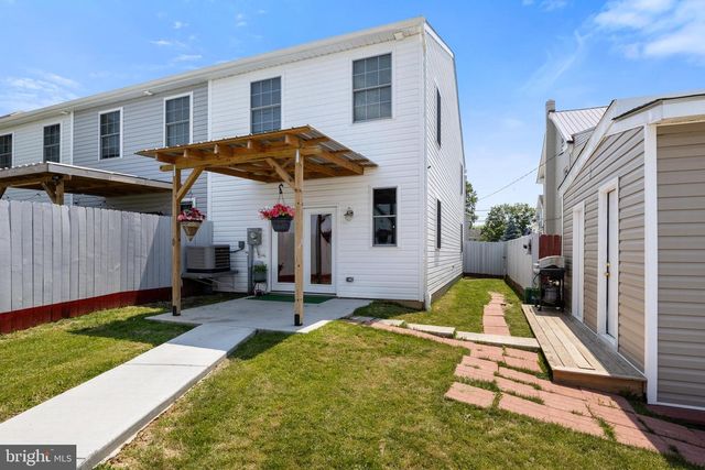 263B 3RD ST, Hanover, PA 17331