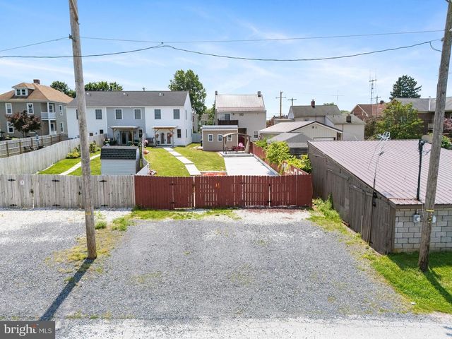 263B 3RD ST, Hanover, PA 17331