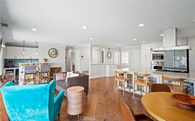 5471 Meadowlark Drive, Huntington Beach, CA 92649