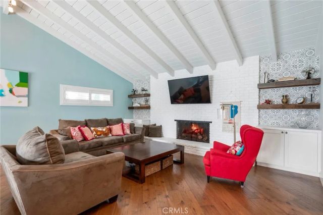 5471 Meadowlark Drive, Huntington Beach, CA 92649