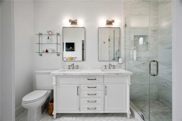 5471 Meadowlark Drive, Huntington Beach, CA 92649
