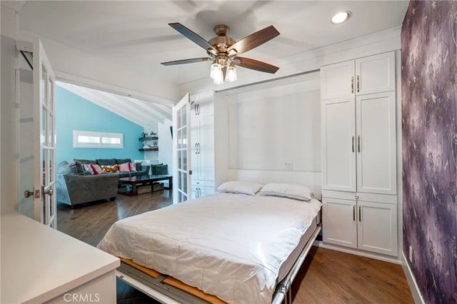 5471 Meadowlark Drive, Huntington Beach, CA 92649