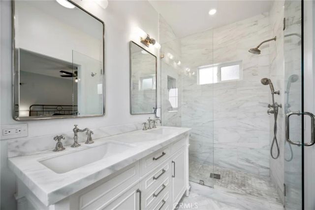 5471 Meadowlark Drive, Huntington Beach, CA 92649