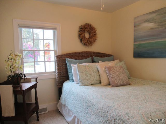 9171 Lake Shore Road, Evans, NY 14006