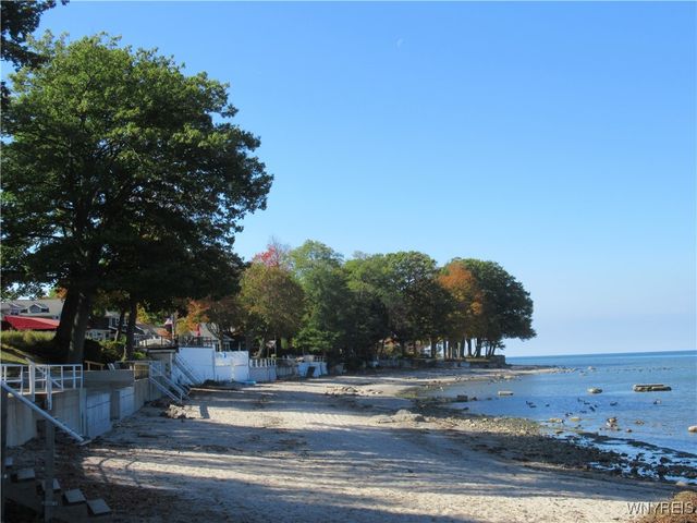 9171 Lake Shore Road, Evans, NY 14006