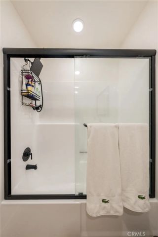 9714 Sepulveda 217, North Hills, CA 91343