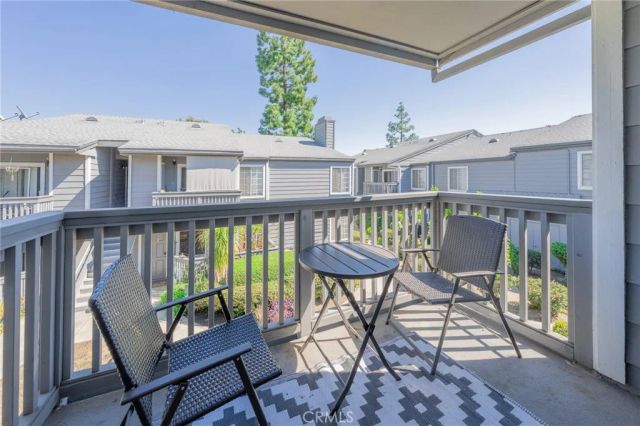 9714 Sepulveda 217, North Hills, CA 91343
