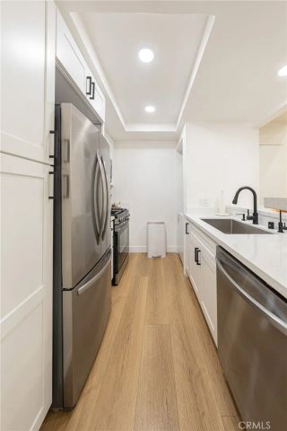9714 Sepulveda 217, North Hills, CA 91343