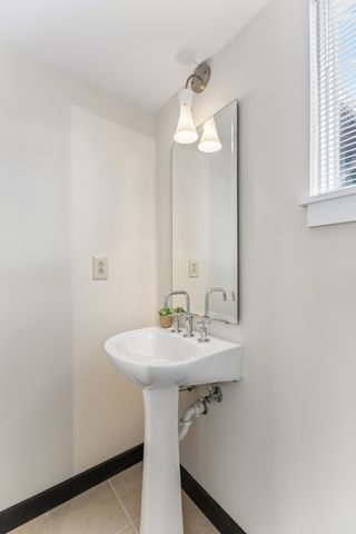 807 18th Ave S Apt 408, Nashville, TN 37203