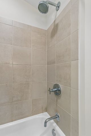 807 18th Ave S Apt 408, Nashville, TN 37203