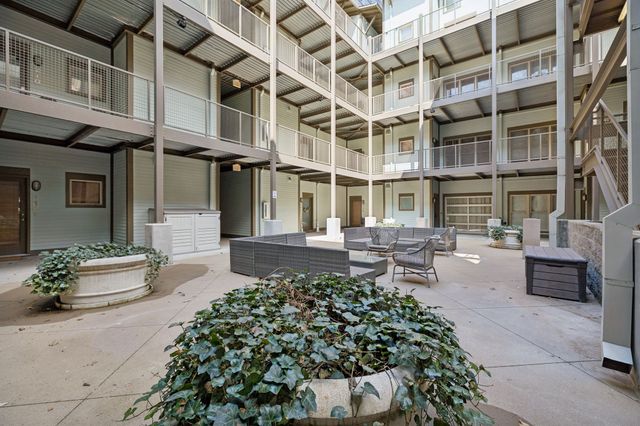 807 18th Ave S Apt 408, Nashville, TN 37203