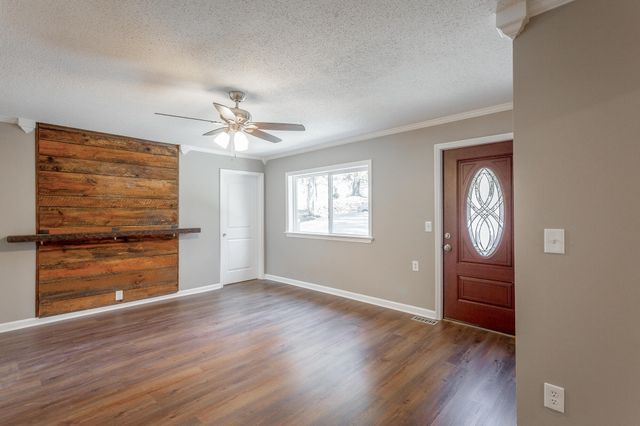516 Hedgewood Drive, Chattanooga, TN 37405
