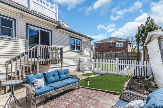 414 E Olive Street, Long Beach, NY 11561