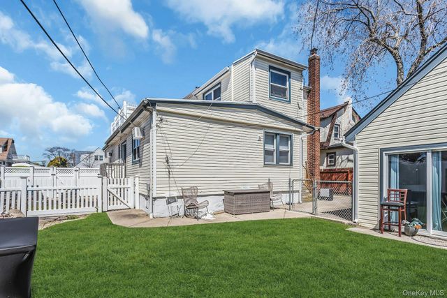 414 E Olive Street, Long Beach, NY 11561
