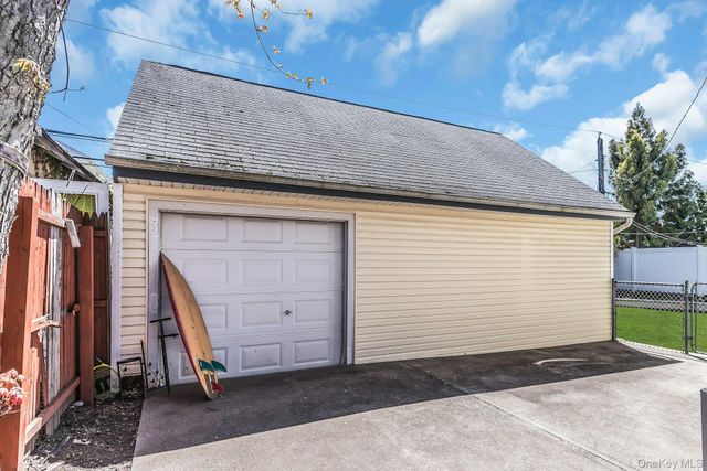 414 E Olive Street, Long Beach, NY 11561