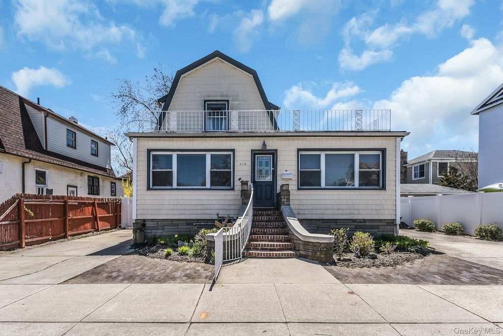 414 E Olive Street, Long Beach, NY 11561