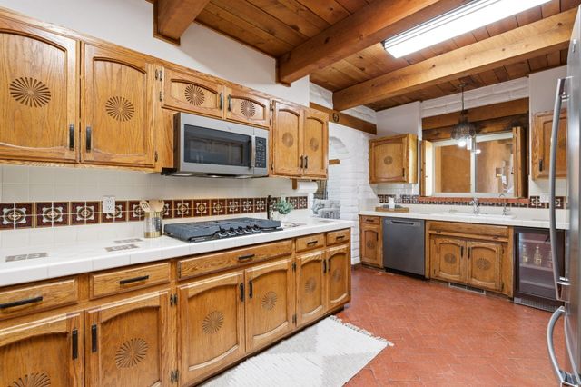 159 El Rey Drive NW, Corrales, NM 87048