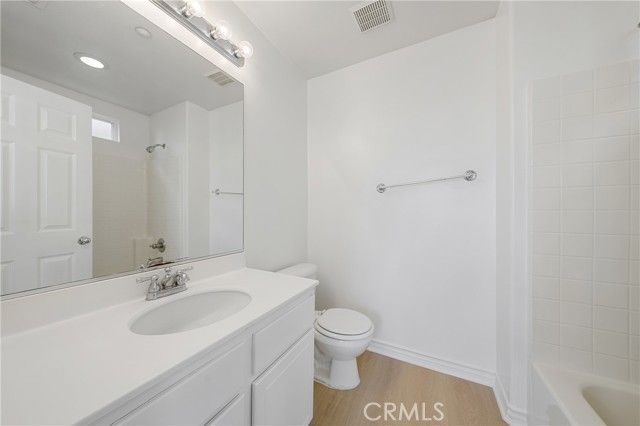 15860 Nuaimi, Fontana, CA 92336