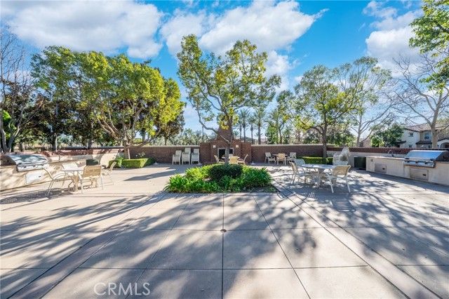 15860 Nuaimi, Fontana, CA 92336