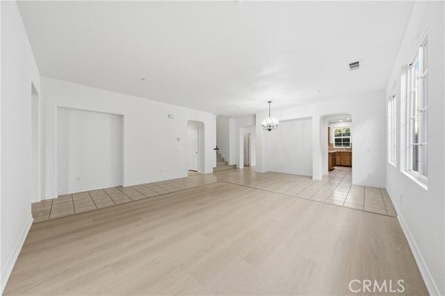 15860 Nuaimi, Fontana, CA 92336