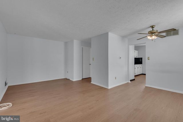 238 HIGHLANDER DR, Glen Burnie, MD 21061