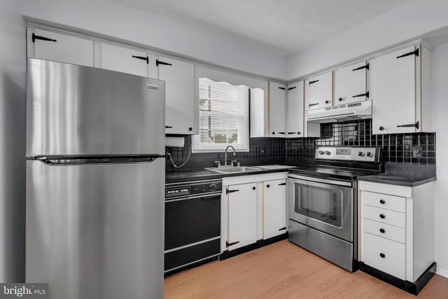 238 HIGHLANDER DR, Glen Burnie, MD 21061