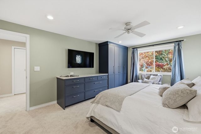 21108 NE 42nd Street, Sammamish, WA 98074