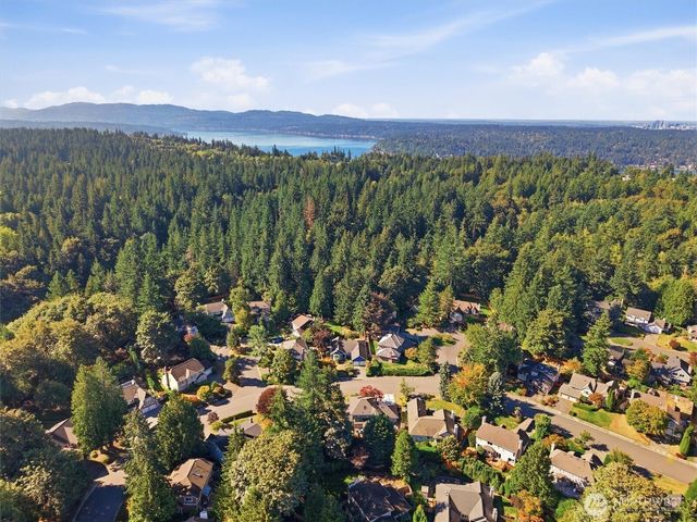 21108 NE 42nd Street, Sammamish, WA 98074