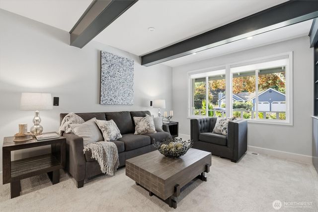 21108 NE 42nd Street, Sammamish, WA 98074
