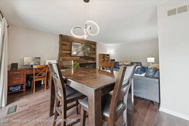 2926 Mount Hope Road, 105, Okemos, MI 48864