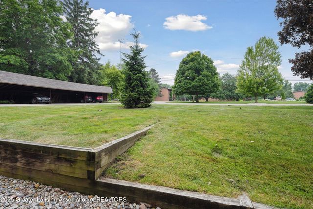 2926 Mount Hope Road, 105, Okemos, MI 48864