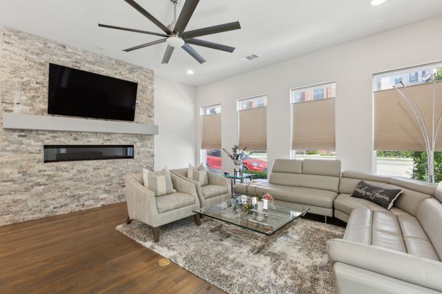 1578 E Cityline Drive, Richardson, TX 75082