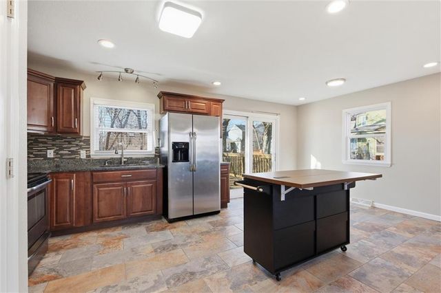 8002 Campbell Street, Kansas City, MO 64131