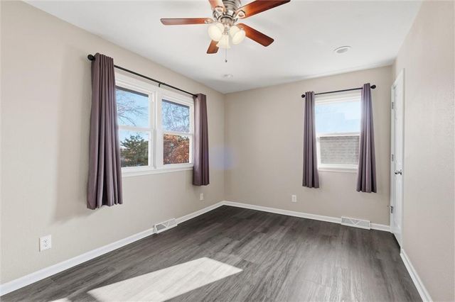 8002 Campbell Street, Kansas City, MO 64131