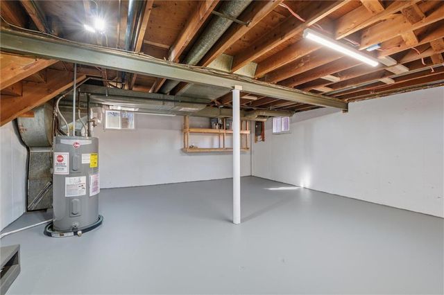 8002 Campbell Street, Kansas City, MO 64131