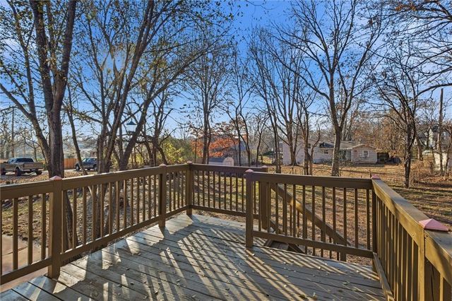 8002 Campbell Street, Kansas City, MO 64131