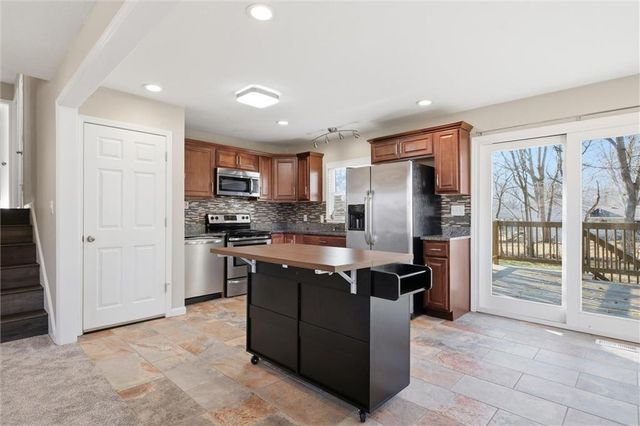 8002 Campbell Street, Kansas City, MO 64131