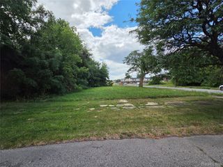 3099 18th Street, Detroit, MI 48216