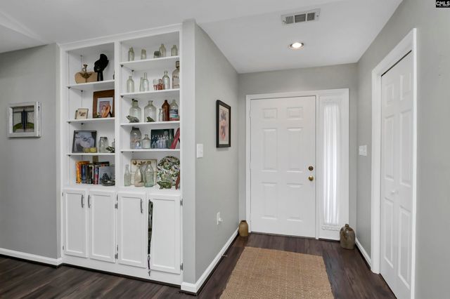 302 Forestland Court, West Columbia, SC 29169