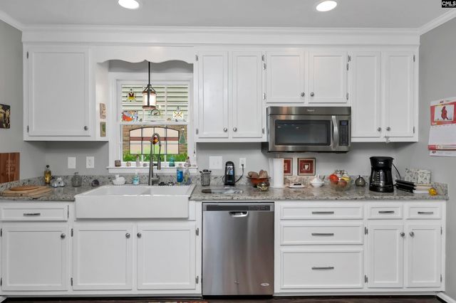 302 Forestland Court, West Columbia, SC 29169
