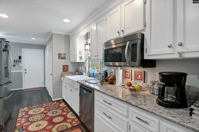 302 Forestland Court, West Columbia, SC 29169