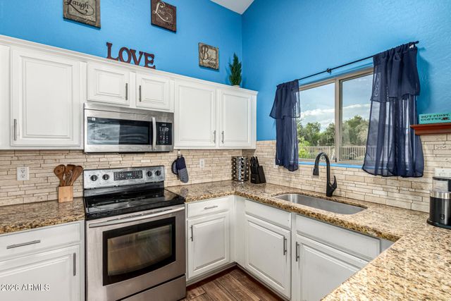 25666 W ST CHARLES Court, Buckeye, AZ 85326