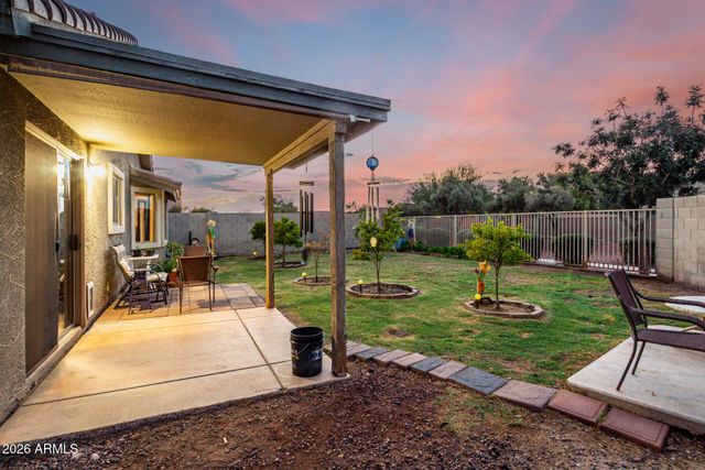 25666 W ST CHARLES Court, Buckeye, AZ 85326