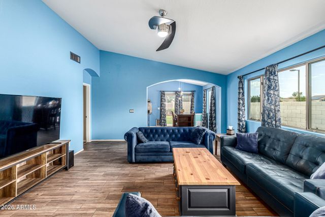 25666 W ST CHARLES Court, Buckeye, AZ 85326