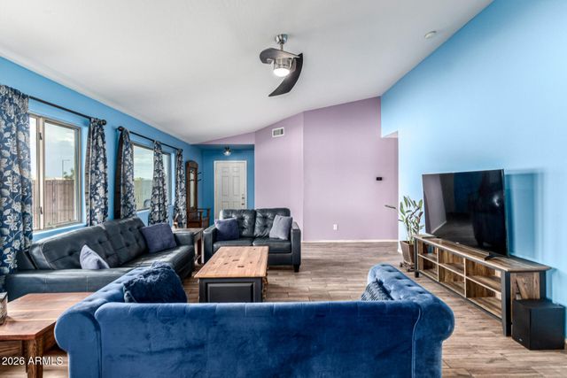 25666 W ST CHARLES Court, Buckeye, AZ 85326