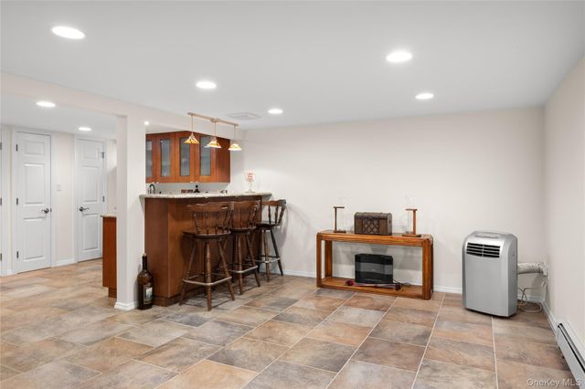 162 N Elm Street, Massapequa, NY 11758