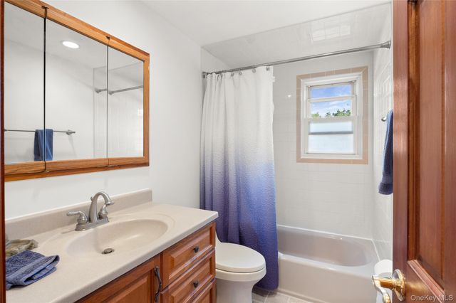 162 N Elm Street, Massapequa, NY 11758